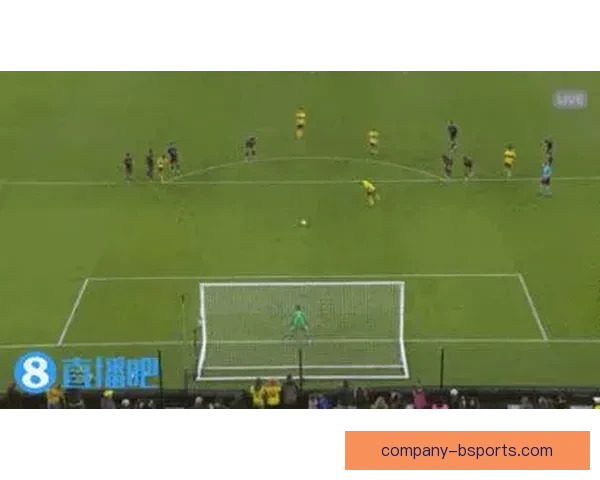 卡伦德联赛杯决赛关键点球扑救力挽狂澜拯救迈阿密