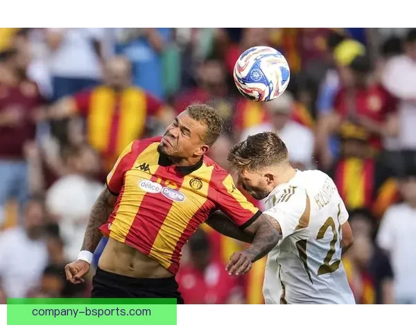 洛里免签加盟洛杉矶FC后依旧保持稳健扑救展现顶级实力