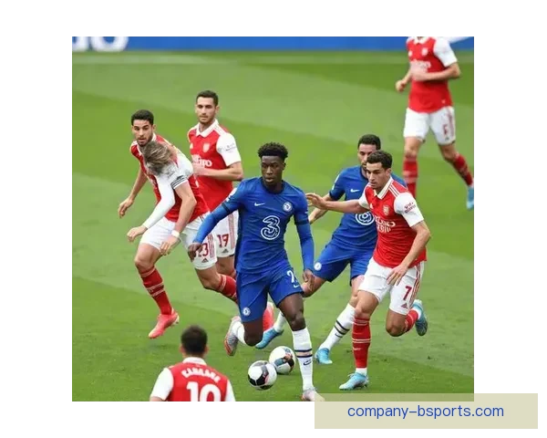 水晶宫三球逆转热刺 艾泽双响成全场最佳助球队迎胜利